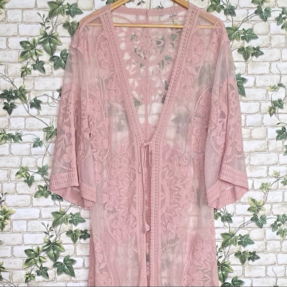 🍀 2 for $15 🍀 Lace cover